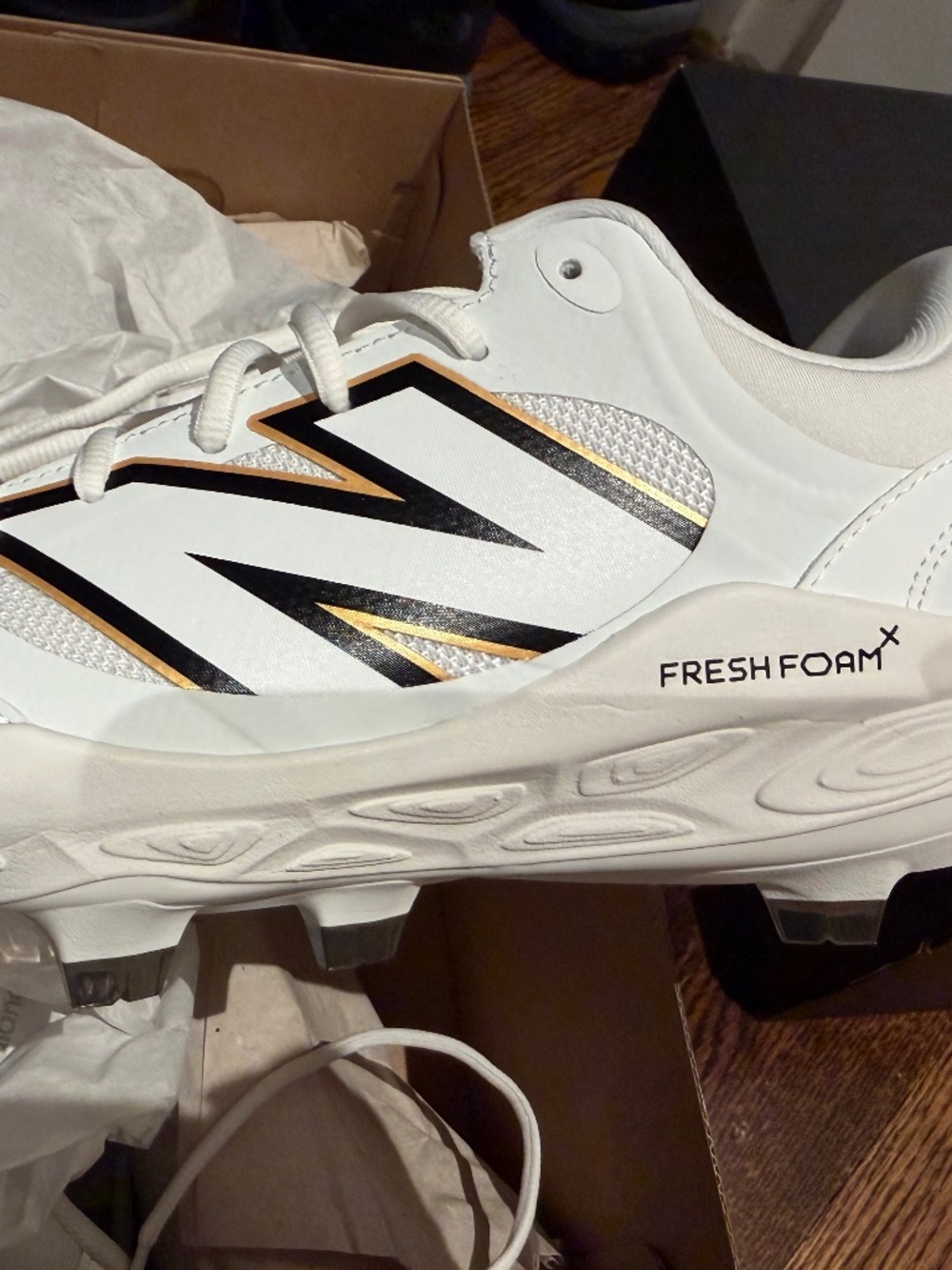 New Balance Molded Baseball Cleats